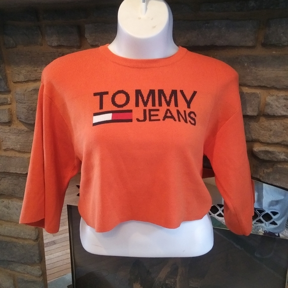 ⭐NWT Tommy Hilfiger crop wide sleeve sweater - Picture 7 of 10